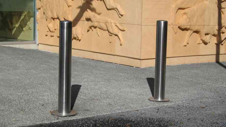 Stainless steel bollards Stainless steel bollards
