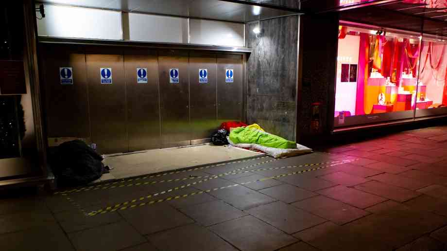 Hunt urged to unfreeze Local Housing Allowance to combat homelessness Hunt urged to unfreeze Local Housing Allowance to combat homelessness