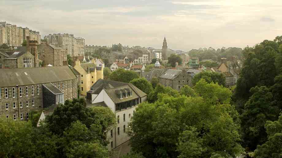 Coalition unveils programme for Edinburgh